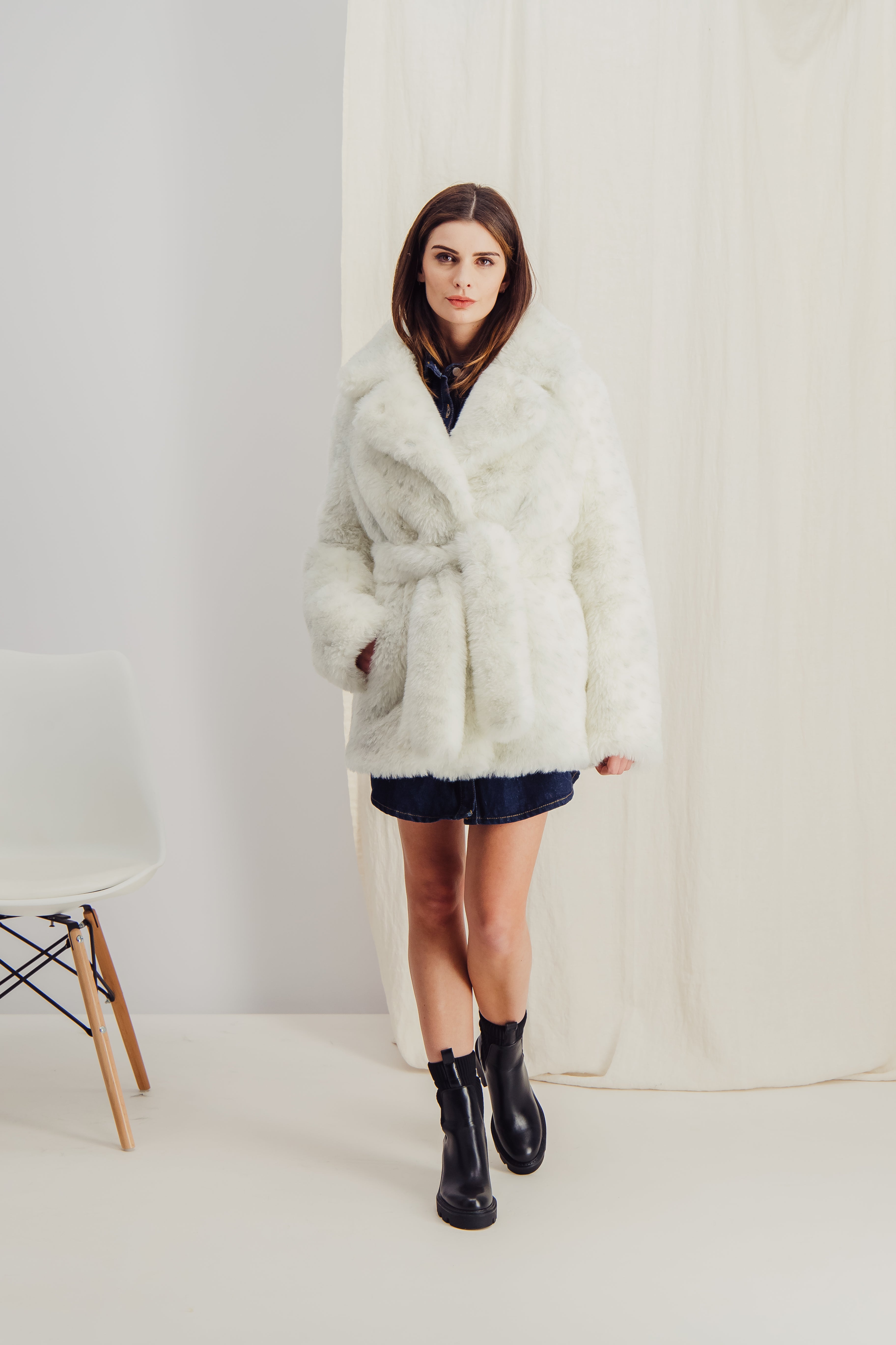 LaSeine&Moi - First Faux Fur Brand Made In Paris Luxury Coats, Scarves